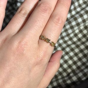 Size 7 Melanie Auld Laboradite Ring